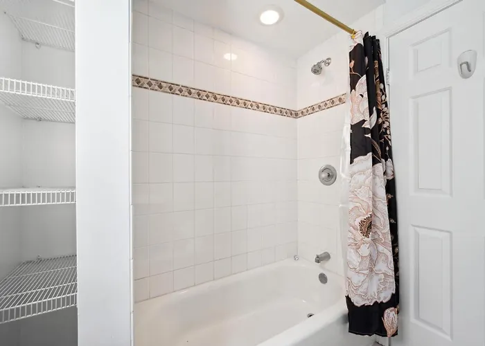 Wrigley 2br, 1ba With Free Parking Apartamento Chicago